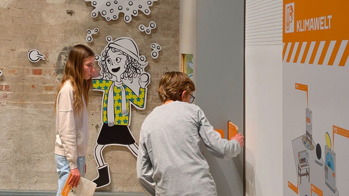 PXL 20250214 163559084 250630 jlo