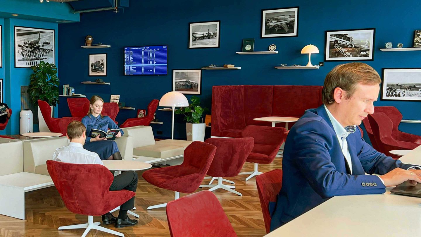 Airport Lounge Stuttgart 02